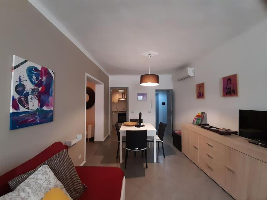 Casa Ranieri Palermo Apartment ภายนอก รูปภาพ